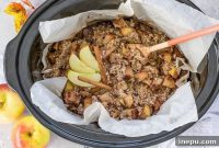 Slow Cooker Apple Pie Oatmeal