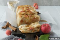 Golden Apple Cinnamon Tear-Apart Bake