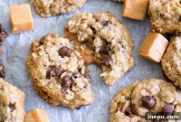 Caramel-Stuffed Oatmeal Treasures