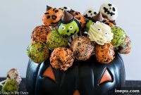 Terrifyingly Tasty Cake Pops