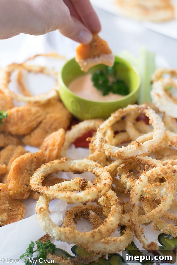 Crispy Oven Rings with Golden Fish Bites 3 Crispy Oven Baked Onion Rings with High Liner Fish Wings