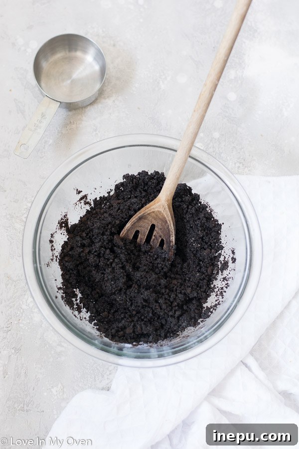 Oreo crust for no-bake cheesecake bars