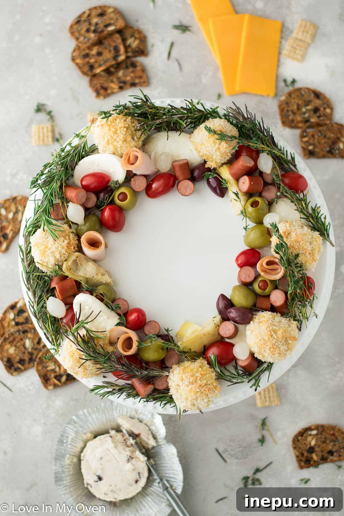 Yuletide Charcuterie Spectacle 2 Festive Turkey Charcuterie Wreath