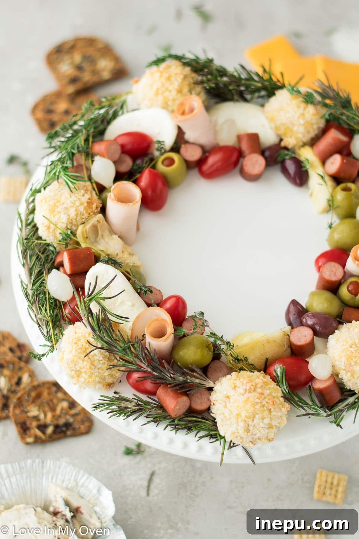Yuletide Charcuterie Spectacle 3 Delicious Holiday Charcuterie Wreath