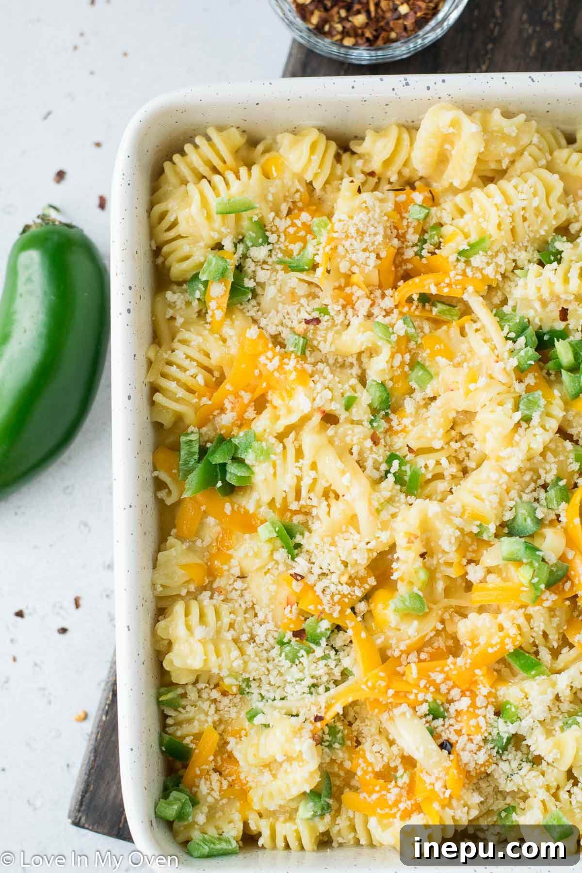 Jalapeno Zing Mac 6 Close-up of baked jalapeno mac and cheese with a golden breadcrumb topping