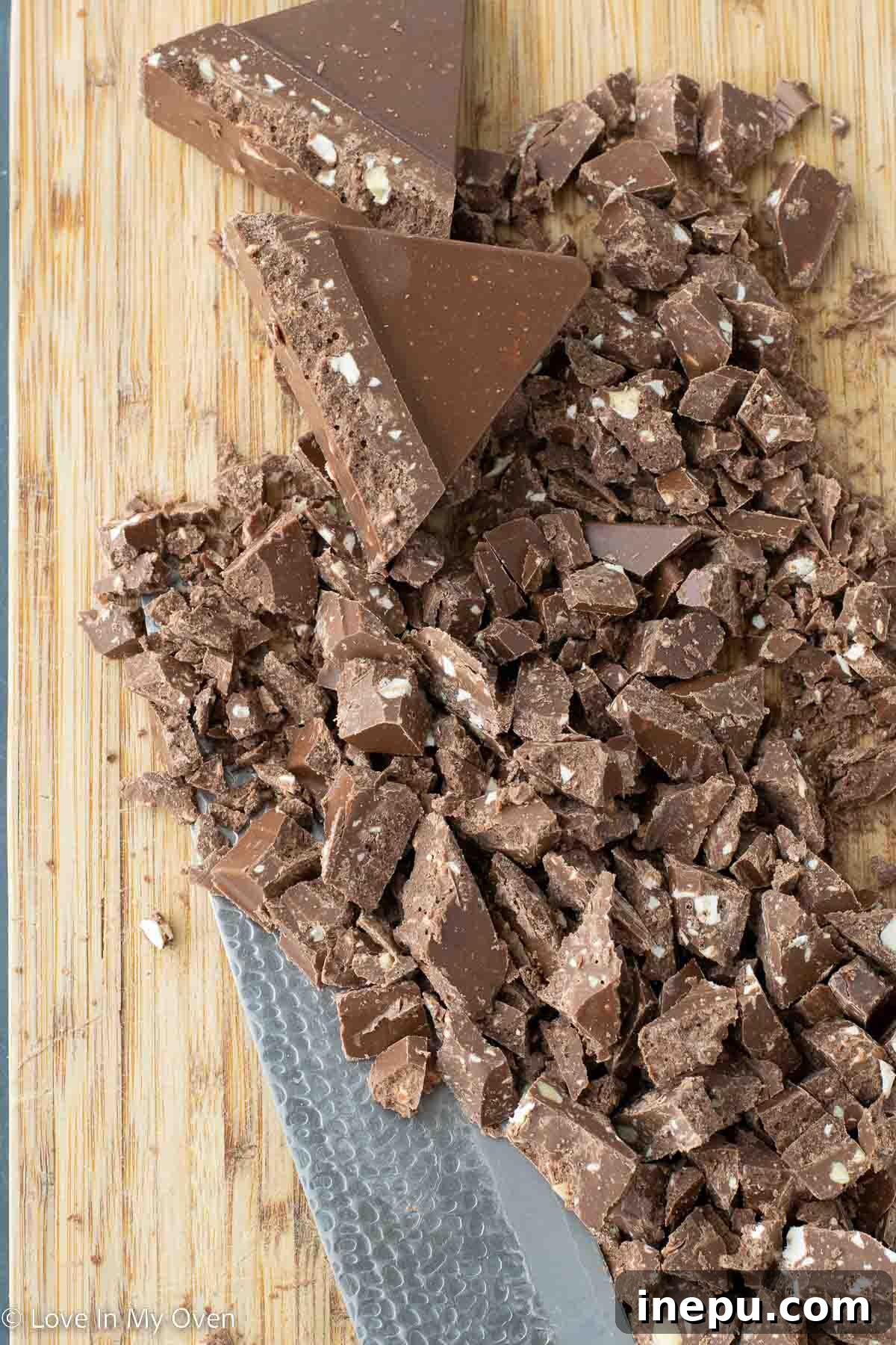 Decadent Toblerone Cheesecake 4 Ingredients laid out for Toblerone cheesecake preparation.
