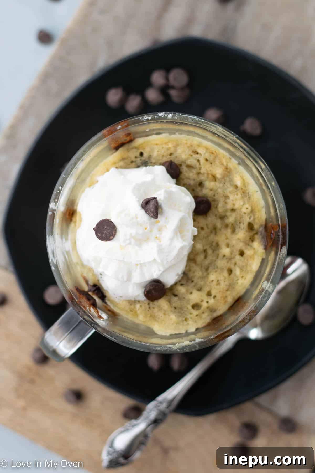 chocolate chip banana mug cake