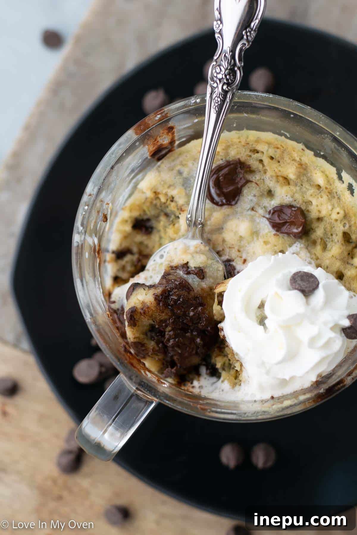 chocolate chip banana mug cake