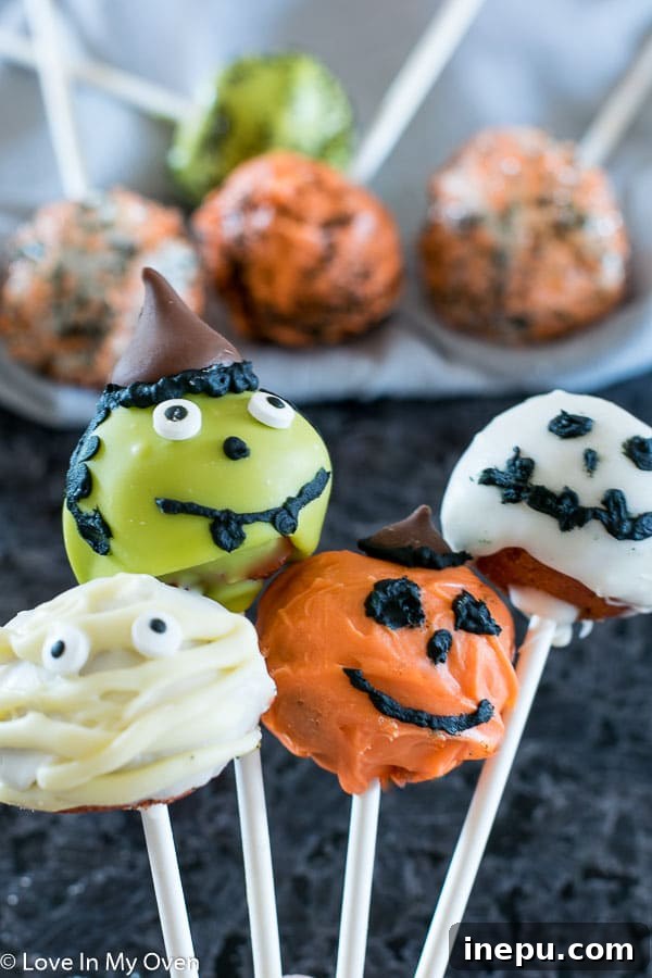 Terrifyingly Tasty Cake Pops 8 halloween cake pops