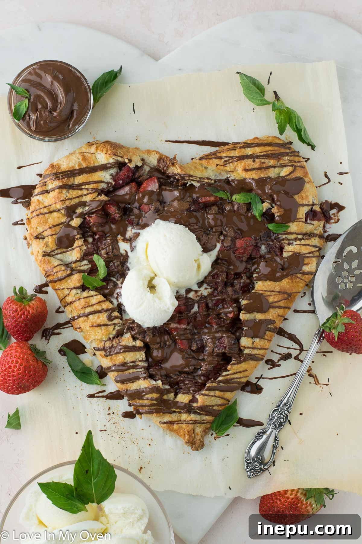 Nutella Strawberry Bliss Pie 2 strawberry nutella pie